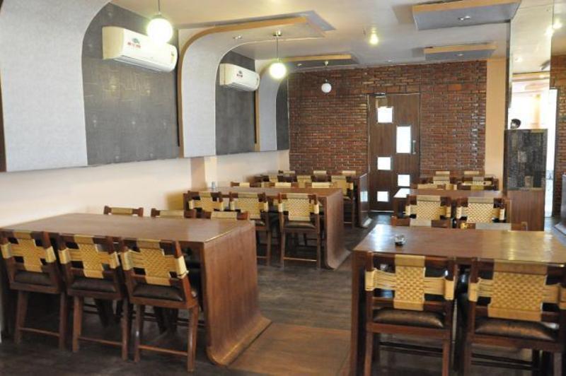 Hotel Vishwanath Varanasi Eksteriør billede